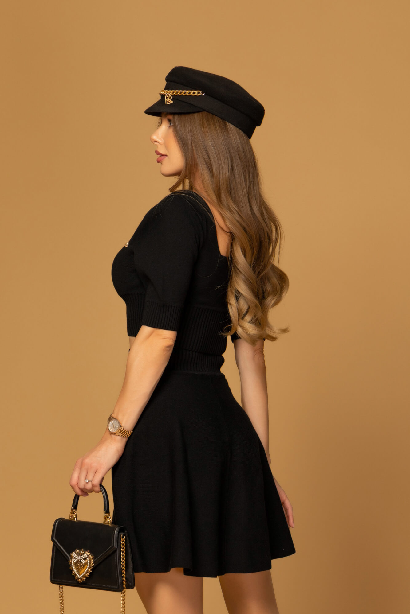 Signature Soft Knitted Crop Top - Black - Image 20