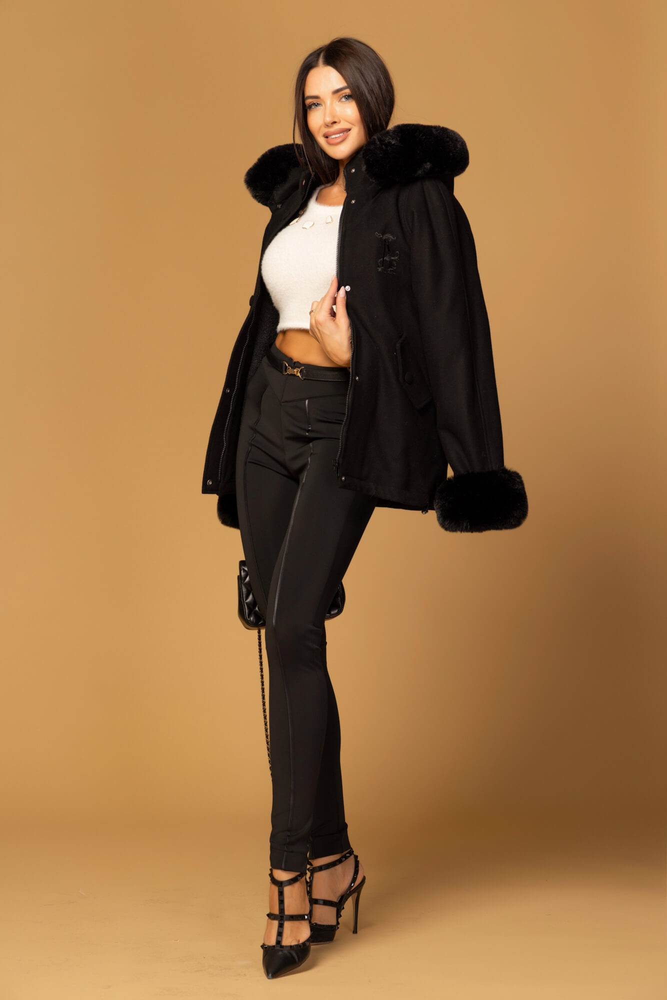 Knit Bloom Cropped Knitted Blouse - Ecru - Image 41