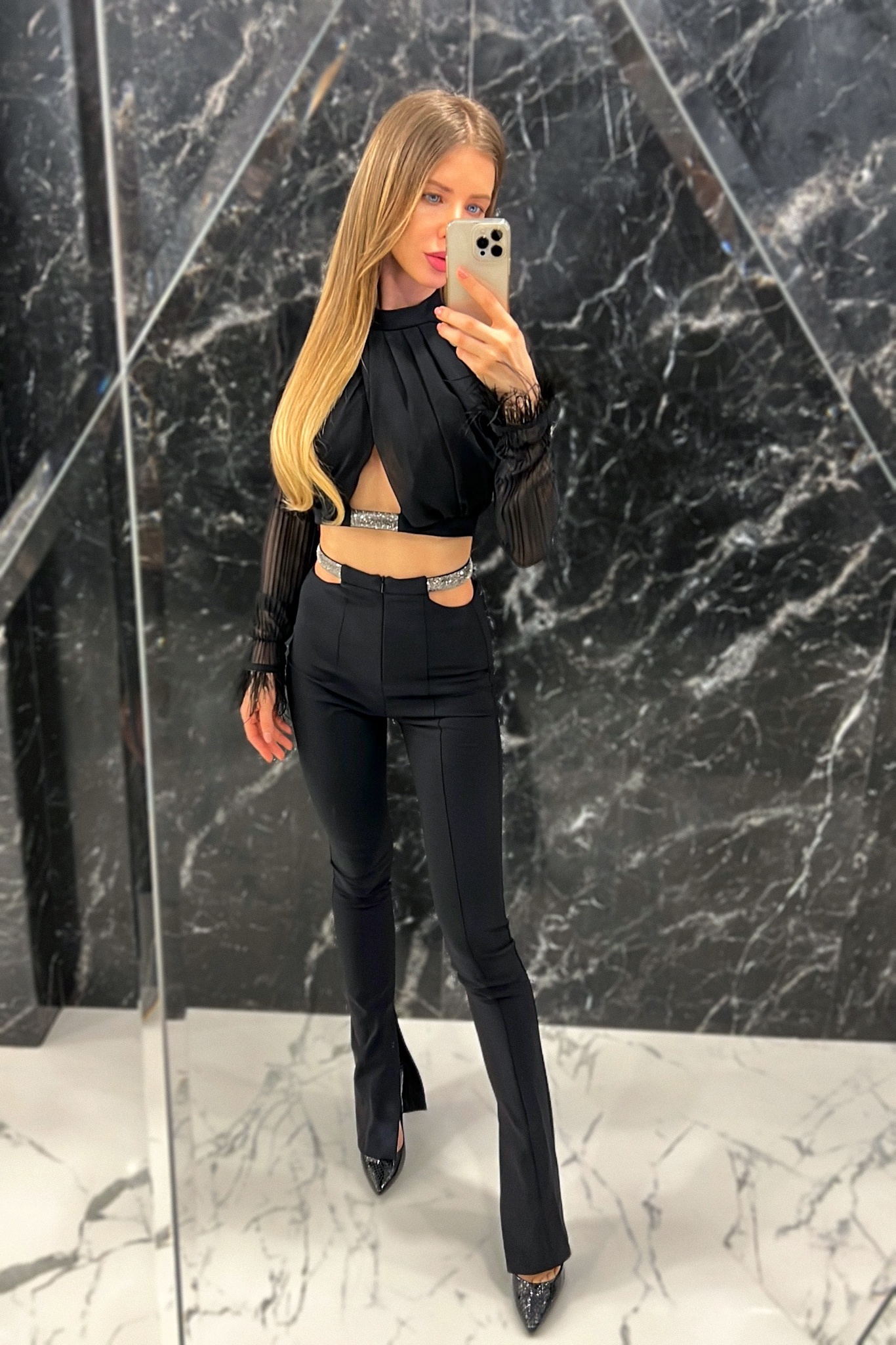 : title - Image: number