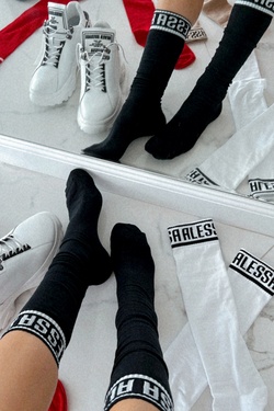 Don't Be Shy Alessa Socks 3/4 - Black