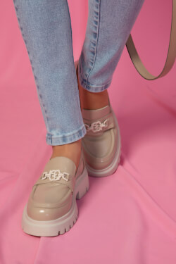 Luxury Step Patent Leather Loafers - Nude