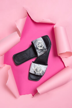 Trendsetter Icon Slippers - Grey