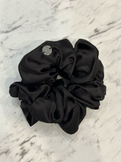 Black scrunchie - large