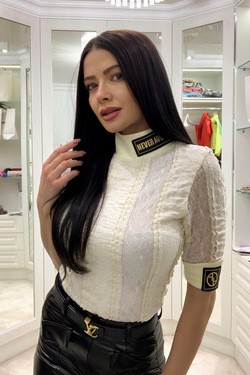 Hard to explain blouse