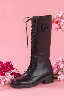 Modern And Edgy Ankle Boots - Black